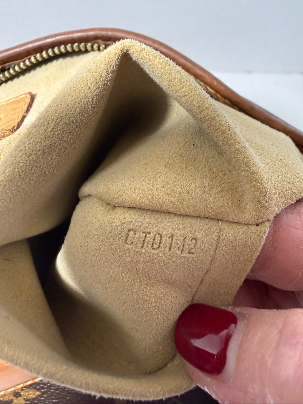 Vintage Louis Vuitton Estrela Monogram Canvas Tote in Brown with Tan Vachetta - Picture 11 of 14